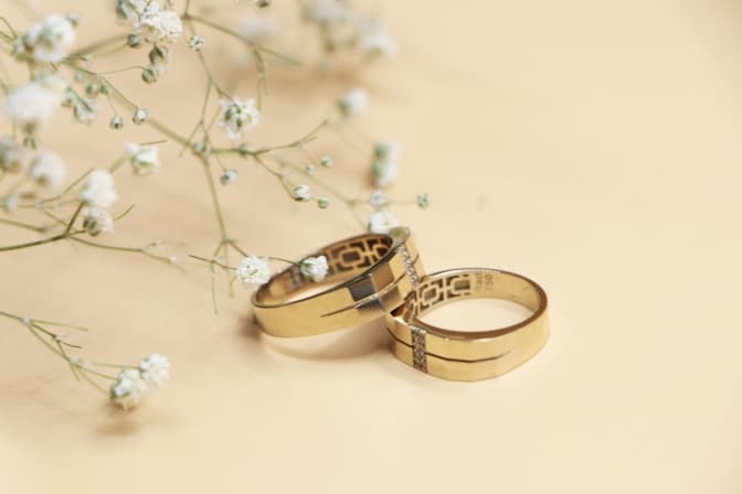 Maedric Gold Rings